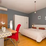 App Sea View In Old Town With Balcony Daire