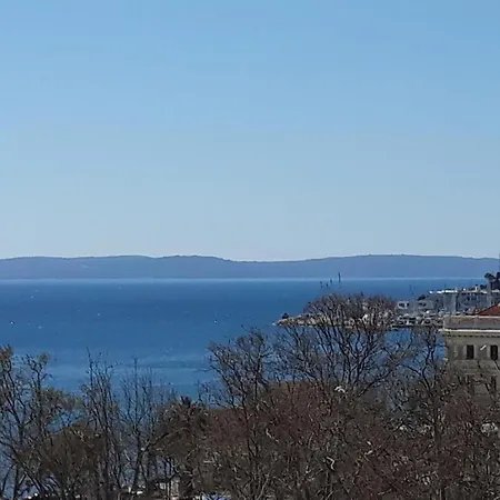 App Sea View In Old Town With Balcony Apartment Split