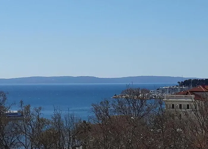 App Sea View In Old Town With Balcony Apartament Split